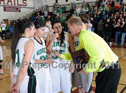 Thumbnail 1 in Siren vs. Prentice (WIAA D5 Sectional Final) photogallery.