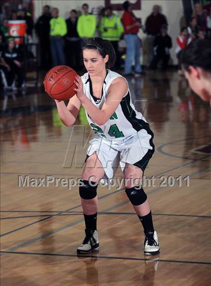 Thumbnail 3 in Siren vs. Prentice (WIAA D5 Sectional Final) photogallery.