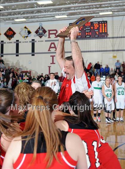Thumbnail 3 in Siren vs. Prentice (WIAA D5 Sectional Final) photogallery.