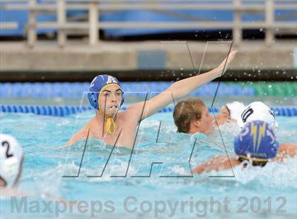 Thumbnail 3 in Agoura vs Santa Barbara (CIF SS D2 Final) photogallery.
