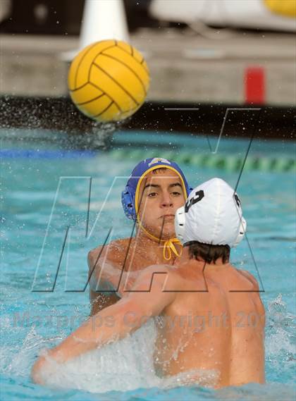 Thumbnail 3 in Agoura vs Santa Barbara (CIF SS D2 Final) photogallery.