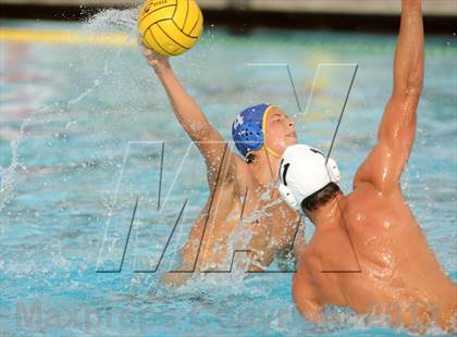 Thumbnail 2 in Agoura vs Santa Barbara (CIF SS D2 Final) photogallery.