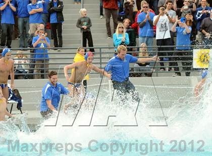 Thumbnail 2 in Agoura vs Santa Barbara (CIF SS D2 Final) photogallery.