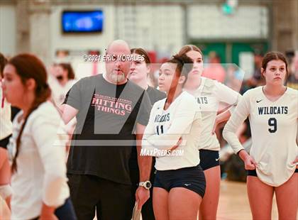 Thumbnail 1 in Willow Canyon vs Helix (Southern California Invitational) photogallery.