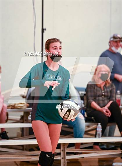 Thumbnail 3 in Willow Canyon vs Helix (Southern California Invitational) photogallery.