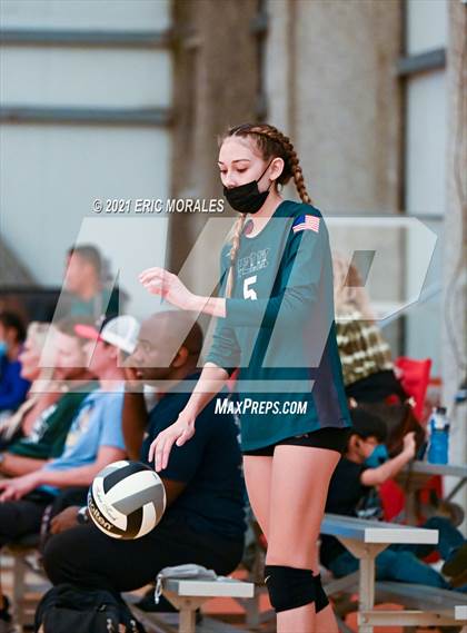 Thumbnail 1 in Willow Canyon vs Helix (Southern California Invitational) photogallery.