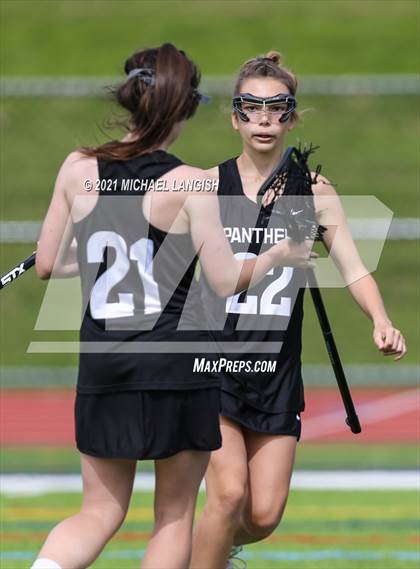 Thumbnail 2 in Bridgewater-Raritan @ Holmdel photogallery.