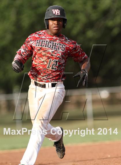 Thumbnail 3 in Newton vs. Heights (KSHSAA 5A Regional Playoff) photogallery.