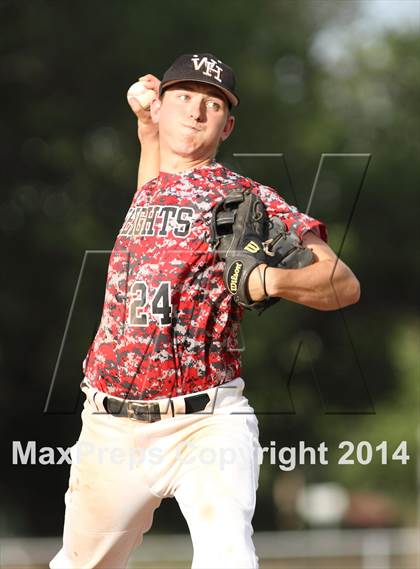 Thumbnail 1 in Newton vs. Heights (KSHSAA 5A Regional Playoff) photogallery.