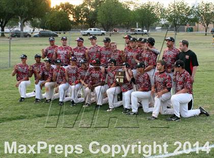 Thumbnail 1 in Newton vs. Heights (KSHSAA 5A Regional Playoff) photogallery.