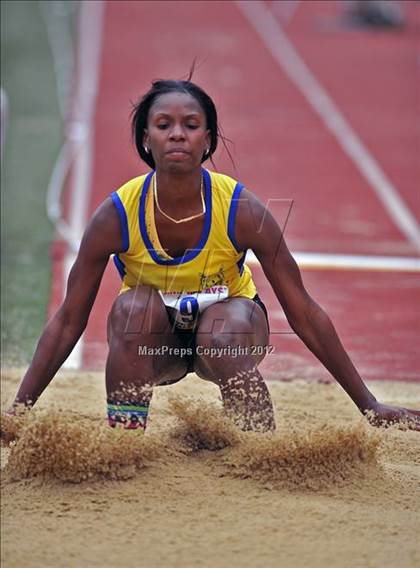 Thumbnail 1 in Penn Relays (Long Jump Final) photogallery.