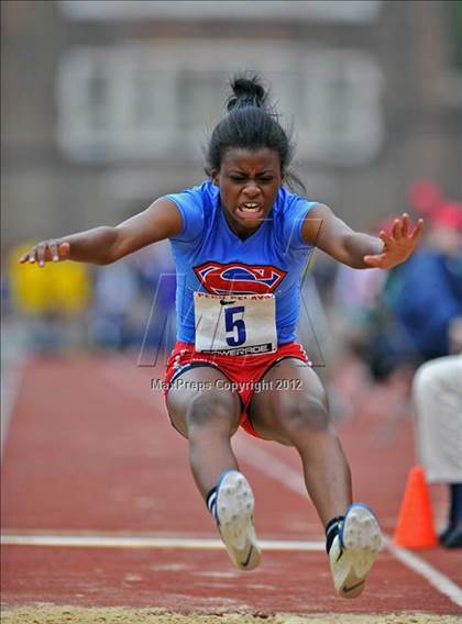 Thumbnail 3 in Penn Relays (Long Jump Final) photogallery.