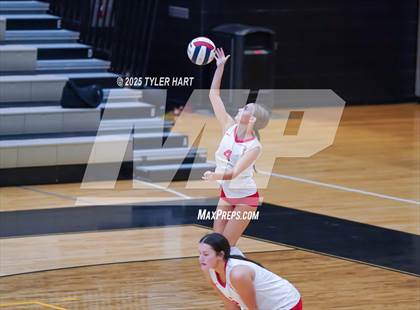 Thumbnail 1 in Seymour vs. Crown Point (Avon Classic) photogallery.