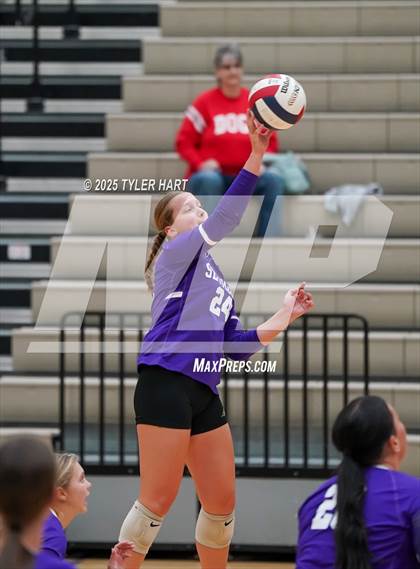 Thumbnail 1 in Seymour vs. Crown Point (Avon Classic) photogallery.