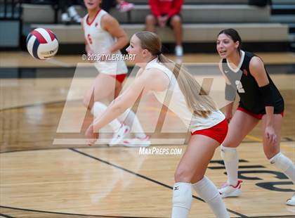 Thumbnail 1 in Seymour vs. Crown Point (Avon Classic) photogallery.