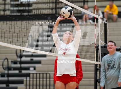 Thumbnail 1 in Seymour vs. Crown Point (Avon Classic) photogallery.