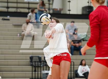 Thumbnail 3 in Seymour vs. Crown Point (Avon Classic) photogallery.