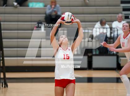 Thumbnail 1 in Seymour vs. Crown Point (Avon Classic) photogallery.