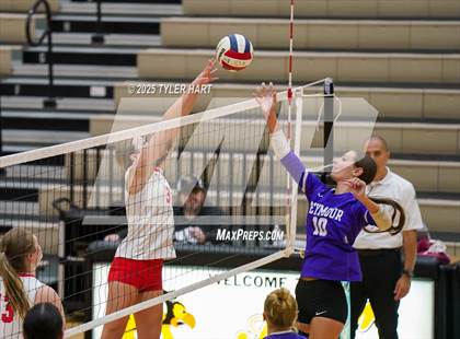 Thumbnail 1 in Seymour vs. Crown Point (Avon Classic) photogallery.