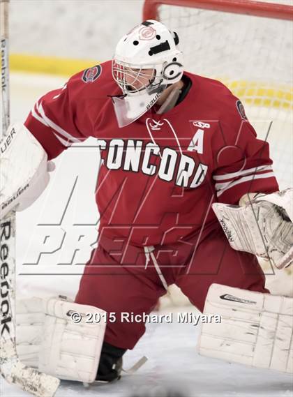 Thumbnail 2 in Manchester Memorial vs. Concord (Bauer Holiday Tournament) photogallery.
