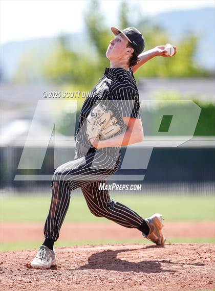 Thumbnail 2 in Valley Christian @ Archbishop Mitty photogallery.