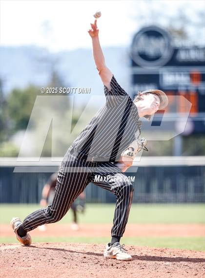Thumbnail 1 in Valley Christian @ Archbishop Mitty photogallery.