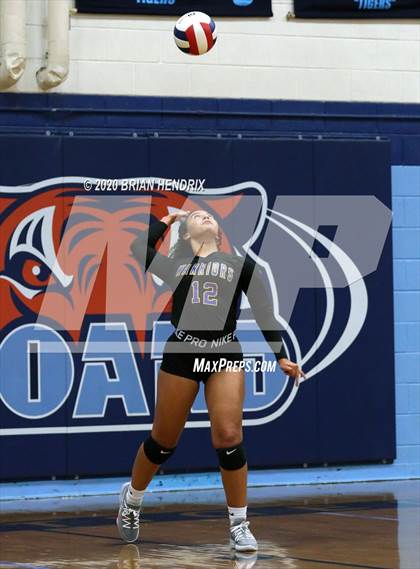 Thumbnail 3 in West Caldwell @ Foard photogallery.