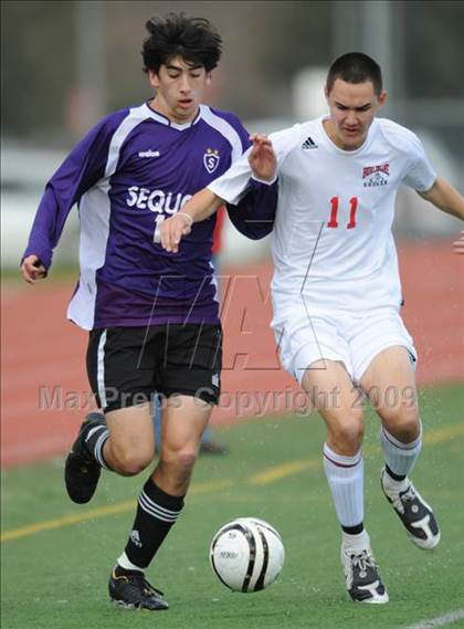 Thumbnail 2 in Sequoia @ Burlingame photogallery.