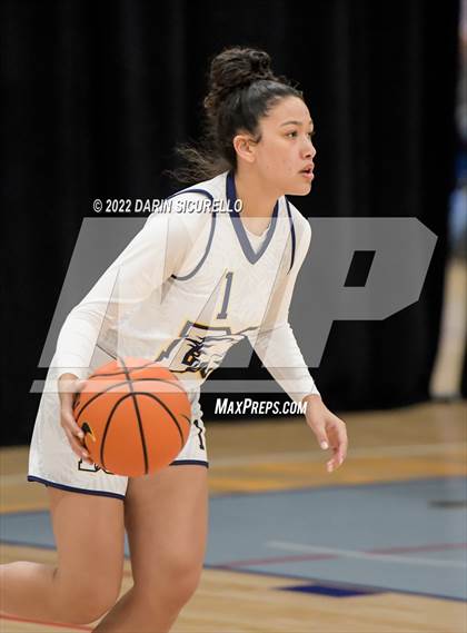 Thumbnail 2 in Dream City Christian vs ATC (Australia) (NIKE Tournament of Champions) photogallery.