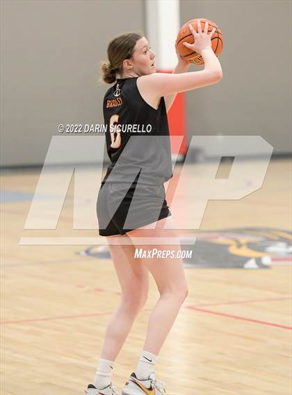 Thumbnail 3 in Dream City Christian vs ATC (Australia) (NIKE Tournament of Champions) photogallery.