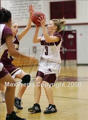 Thumbnail 3 in Whitney vs Woodcreek photogallery.
