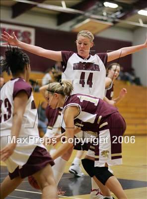 Thumbnail 3 in Whitney vs Woodcreek photogallery.