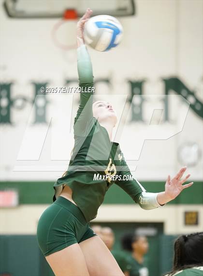 Thumbnail 2 in Notre Dame Prep vs. Adams (Notre Dame Prep Quad) photogallery.