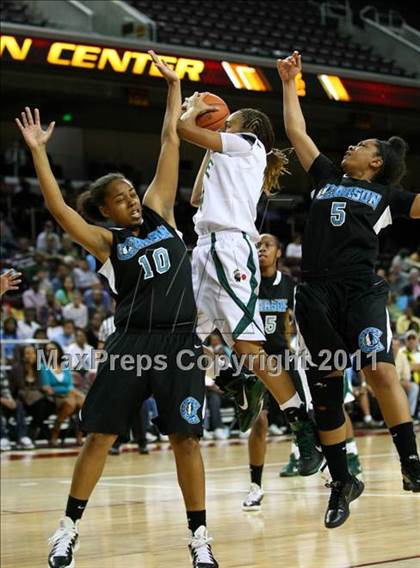 Thumbnail 1 in Narbonne vs. Carson (CIF LACS Final) photogallery.