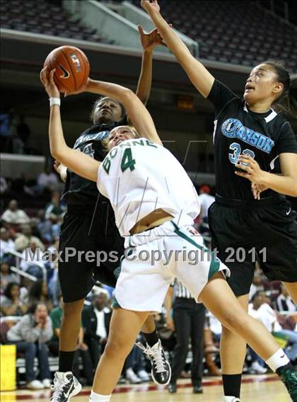 Thumbnail 2 in Narbonne vs. Carson (CIF LACS Final) photogallery.