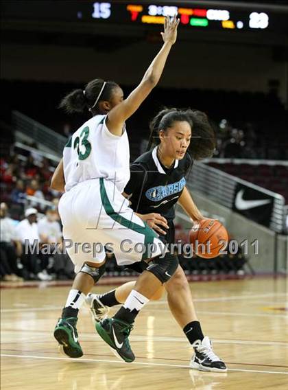 Thumbnail 1 in Narbonne vs. Carson (CIF LACS Final) photogallery.
