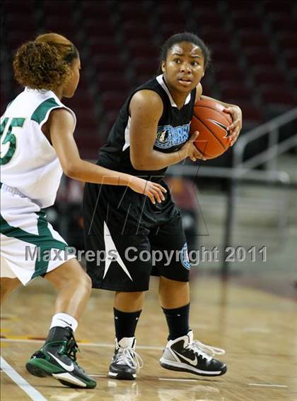 Thumbnail 1 in Narbonne vs. Carson (CIF LACS Final) photogallery.