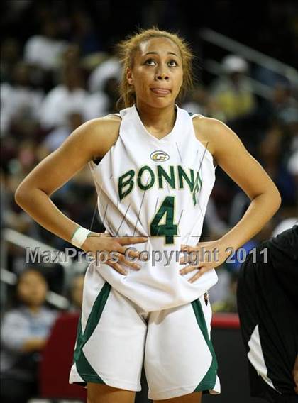 Thumbnail 1 in Narbonne vs. Carson (CIF LACS Final) photogallery.