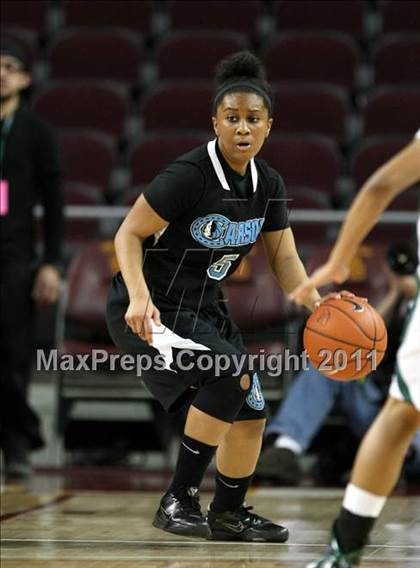 Thumbnail 2 in Narbonne vs. Carson (CIF LACS Final) photogallery.