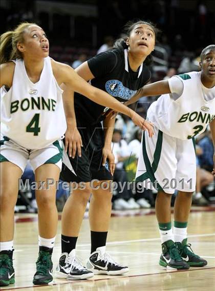 Thumbnail 3 in Narbonne vs. Carson (CIF LACS Final) photogallery.