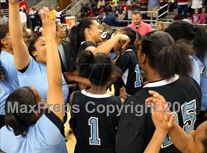 Thumbnail 1 in Narbonne vs. Carson (CIF LACS Final) photogallery.