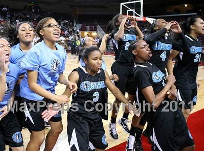 Thumbnail 2 in Narbonne vs. Carson (CIF LACS Final) photogallery.