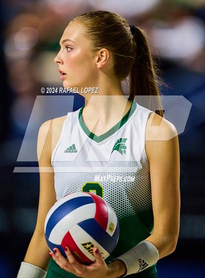 Thumbnail 3 in Stratford vs. Westside (UIL Volleyball 6A D2 Region 3 Bi-District) photogallery.