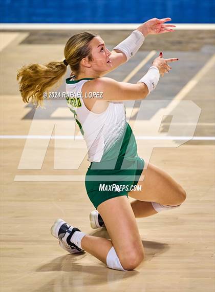 Thumbnail 2 in Stratford vs. Westside (UIL Volleyball 6A D2 Region 3 Bi-District) photogallery.