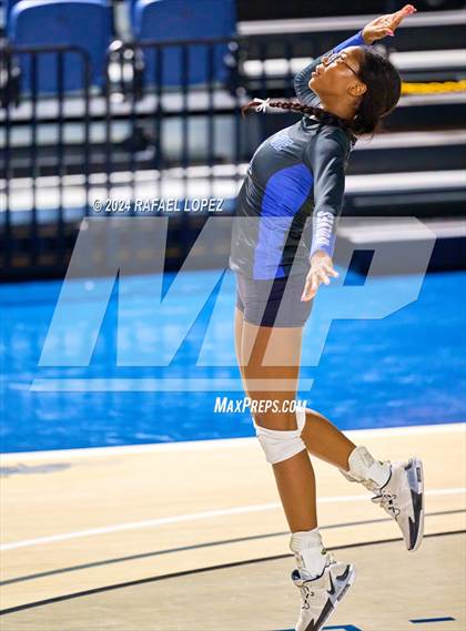 Thumbnail 1 in Stratford vs. Westside (UIL Volleyball 6A D2 Region 3 Bi-District) photogallery.