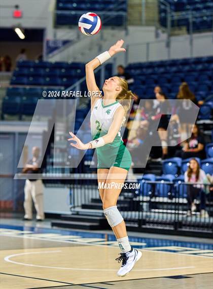 Thumbnail 2 in Stratford vs. Westside (UIL Volleyball 6A D2 Region 3 Bi-District) photogallery.