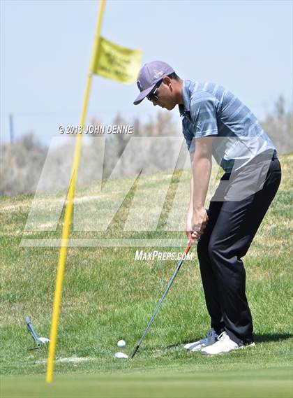 Thumbnail 3 in Taos Invitational photogallery.