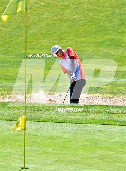 Thumbnail 3 in Taos Invitational photogallery.