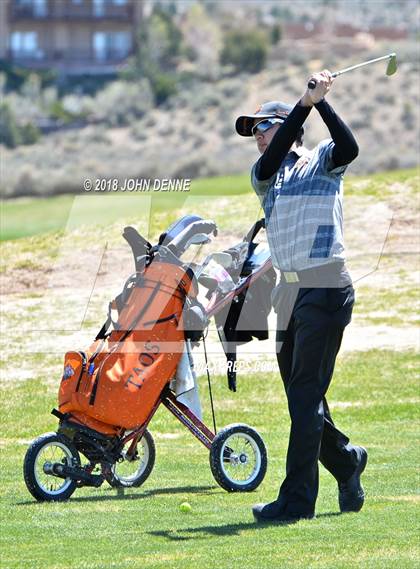 Thumbnail 2 in Taos Invitational photogallery.