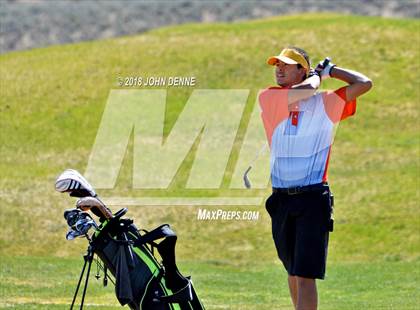 Thumbnail 3 in Taos Invitational photogallery.
